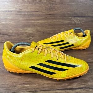Adidas F10 Traxion Yellow Soccer Cleats Men’s Size 12 Shoes